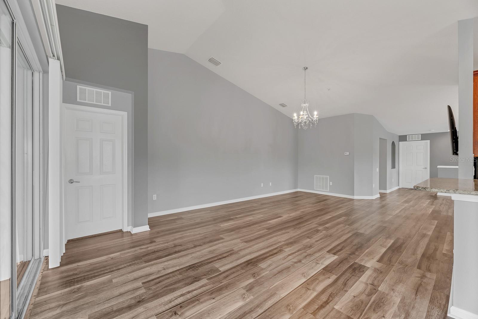 2223 Kings Palace Dr #00 Property Photo 9