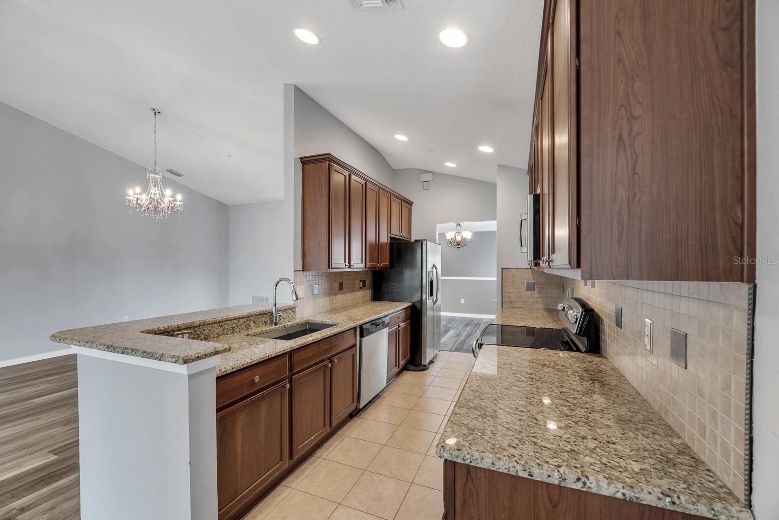 2223 Kings Palace Dr #00 Property Photo 13