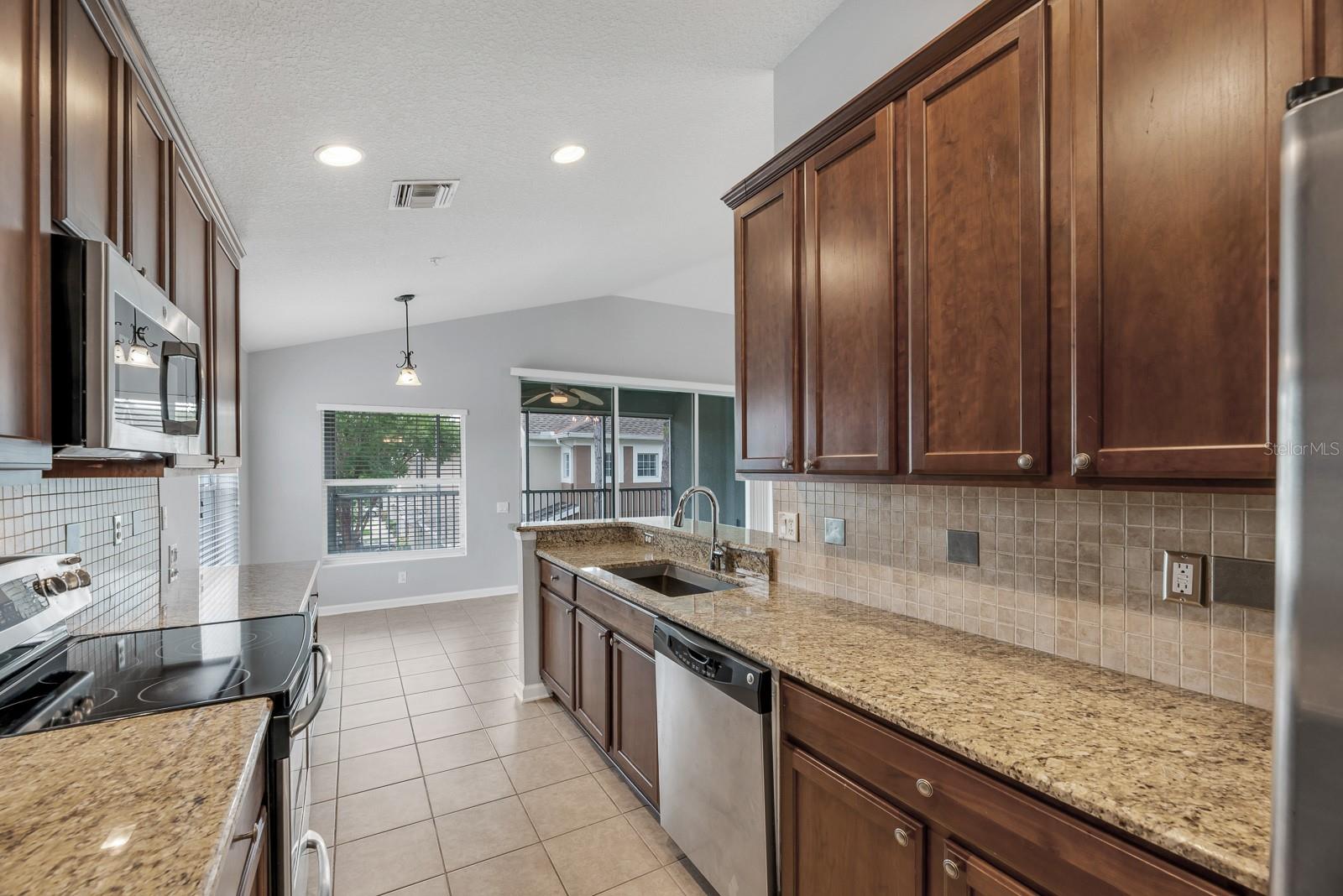 2223 Kings Palace Dr #00 Property Photo 14