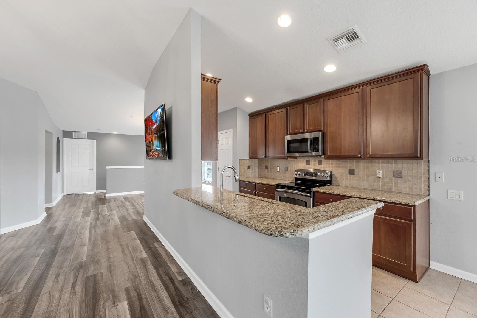 2223 Kings Palace Dr #00 Property Photo 16