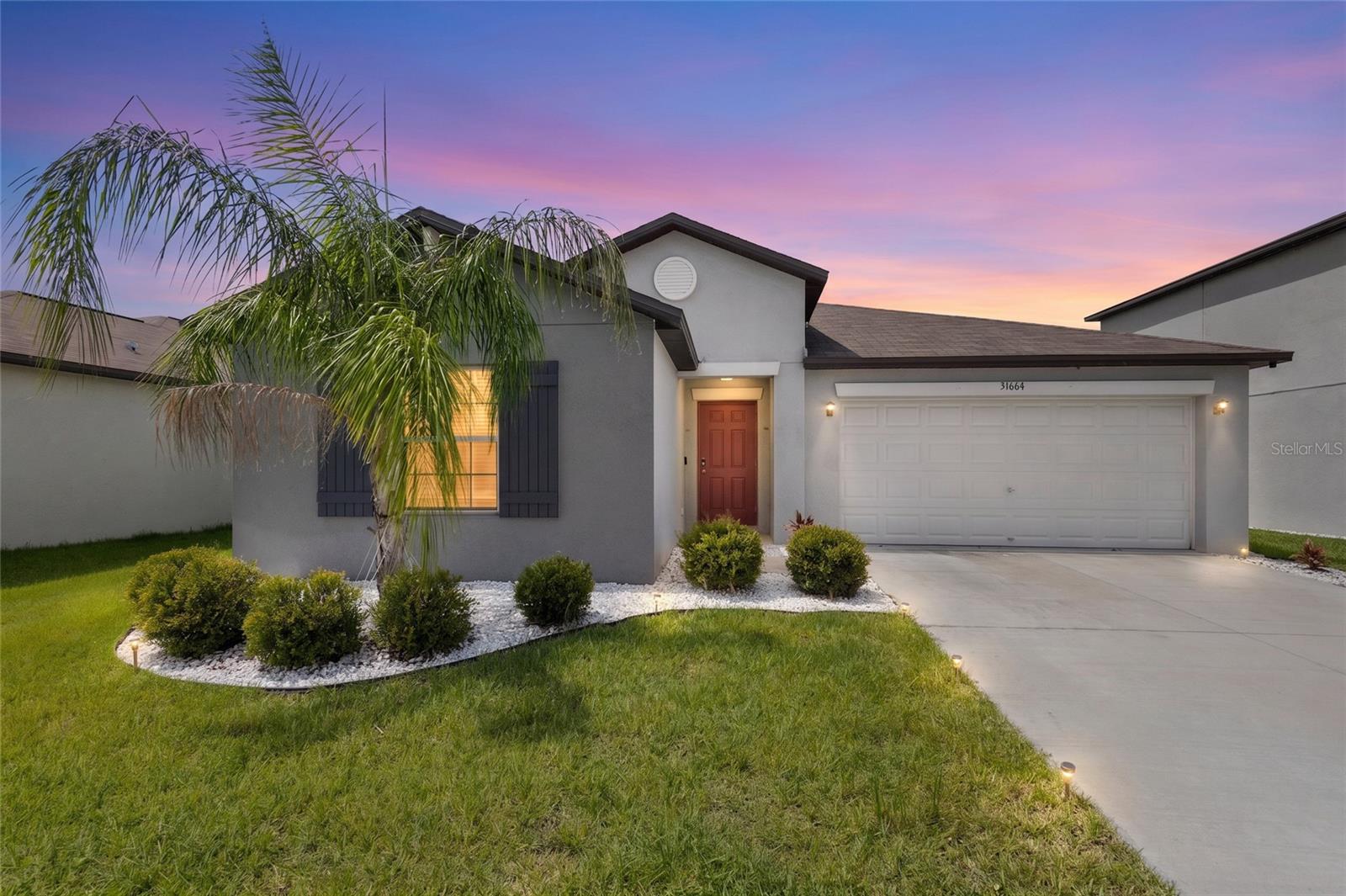 31664 SUN KETTLE LOOP Property Photo 1