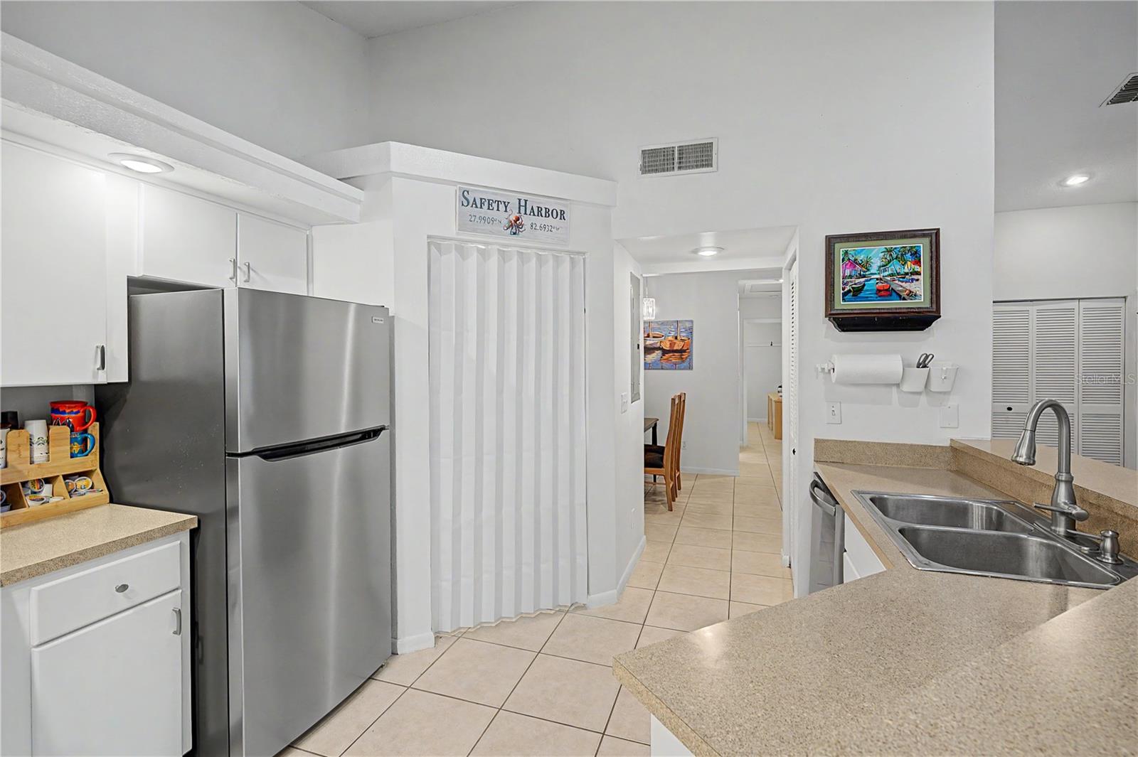 207 Lighthouse Ct Property Photo 13
