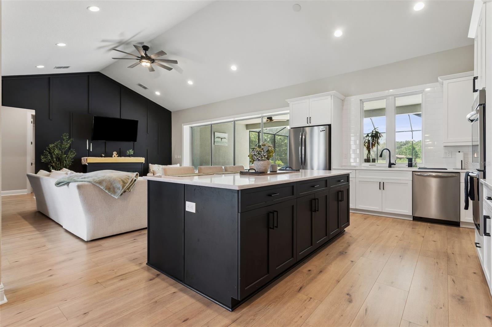 8408 Woodleaf Blvd Property Photo 10
