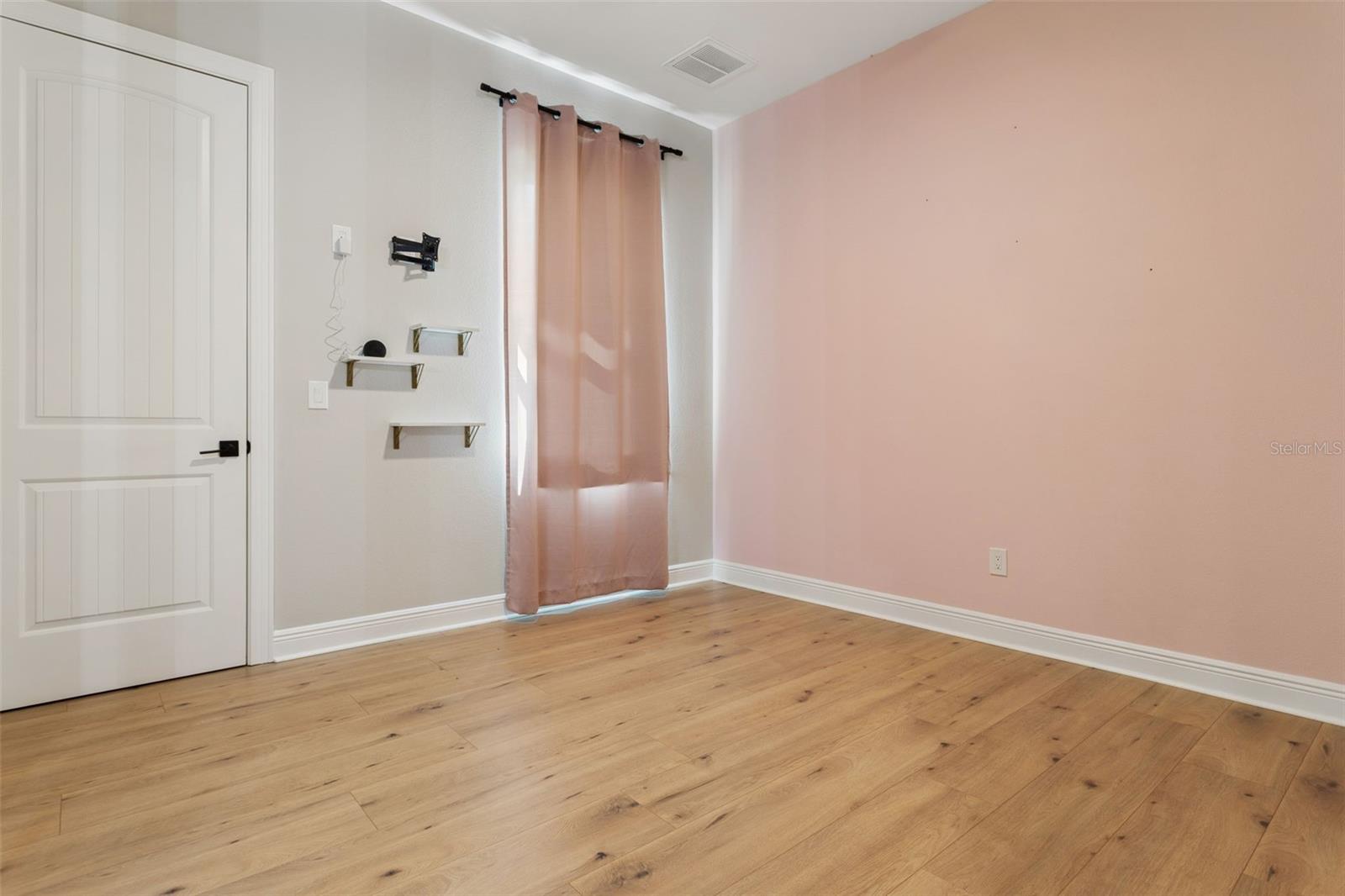 8408 Woodleaf Blvd Property Photo 22