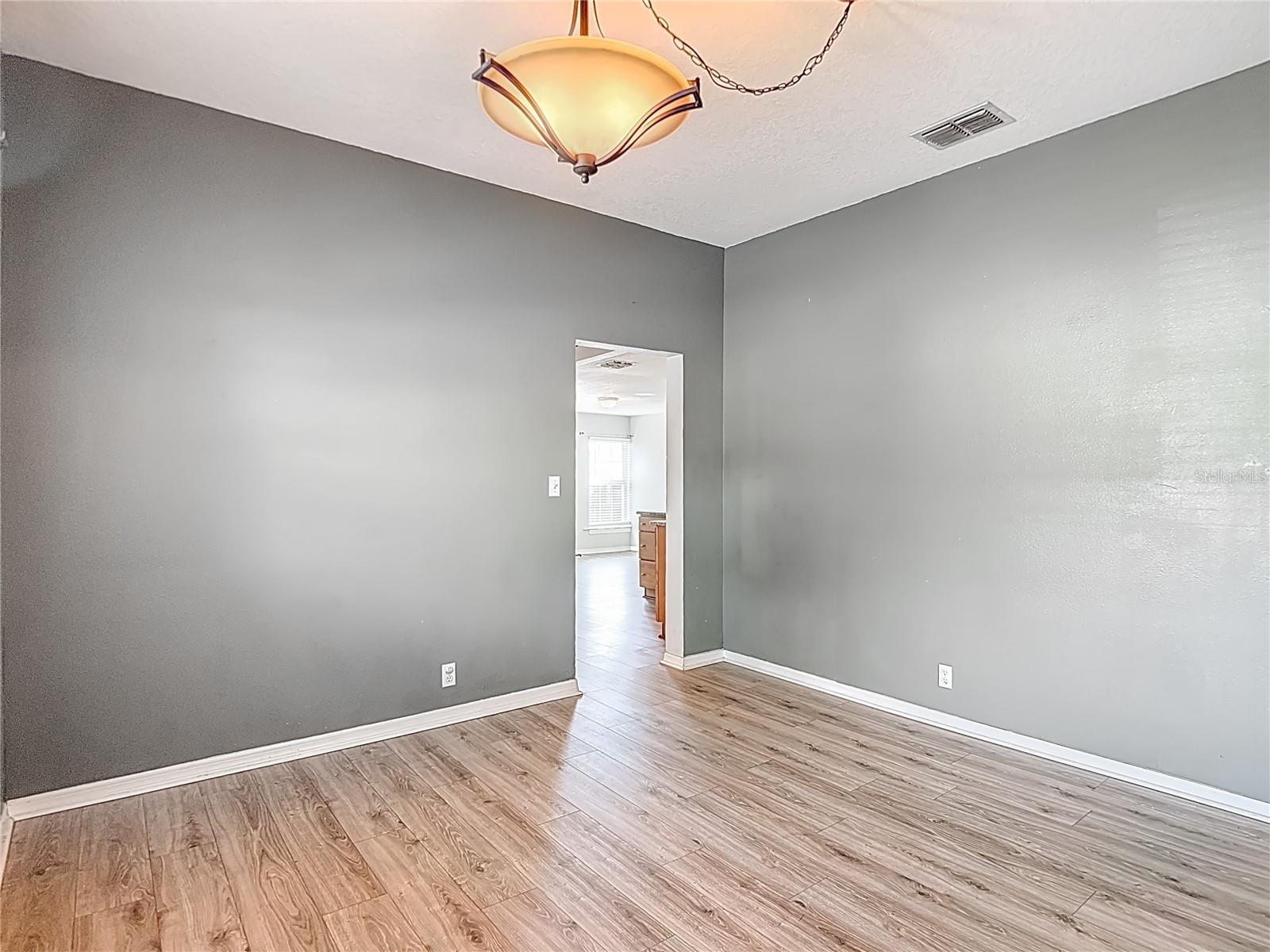 3002 W Arch St Property Photo 15