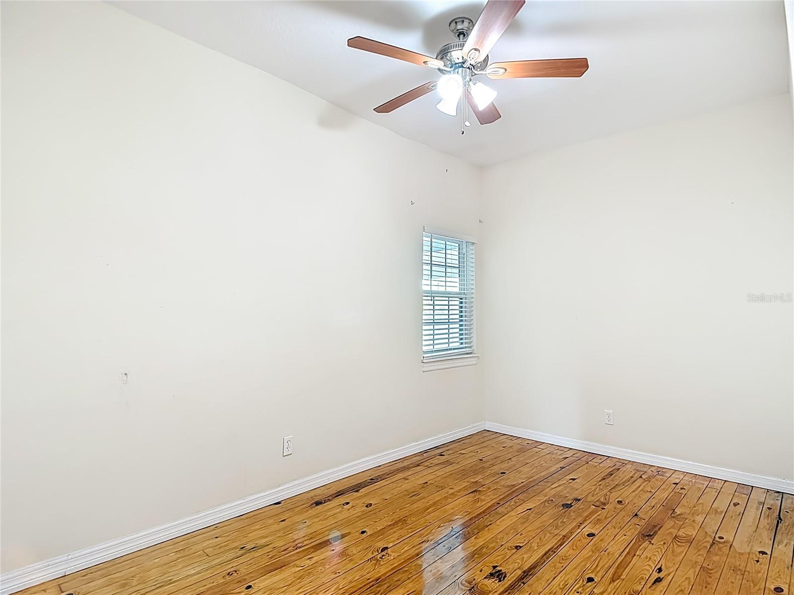 3002 W Arch St Property Photo 30