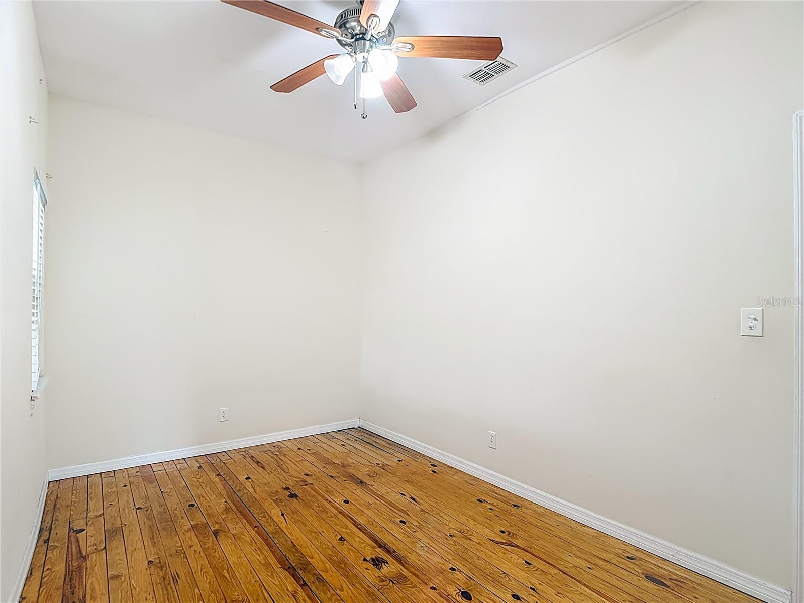 3002 W Arch St Property Photo 31