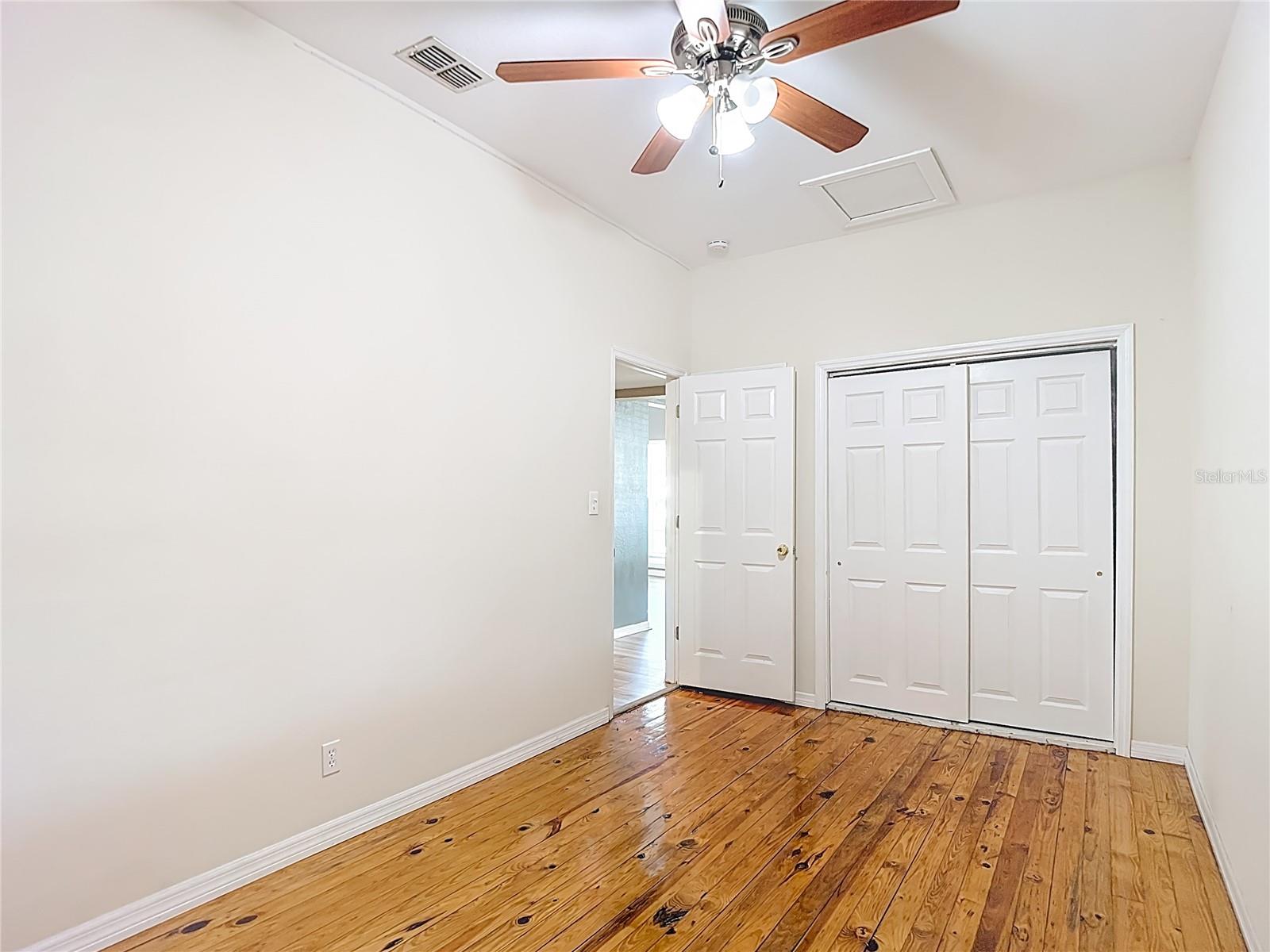 3002 W Arch St Property Photo 32