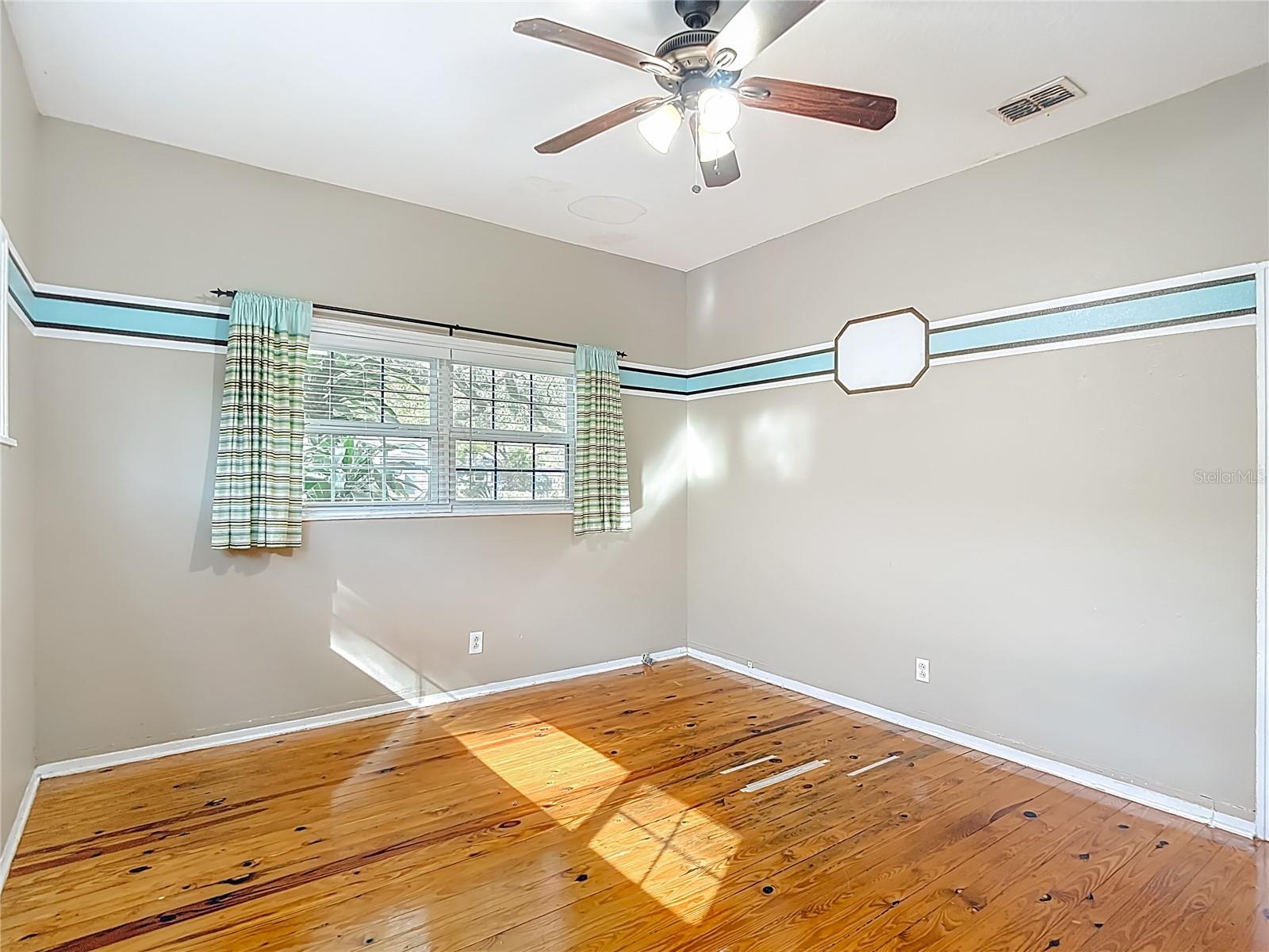 3002 W Arch St Property Photo 41