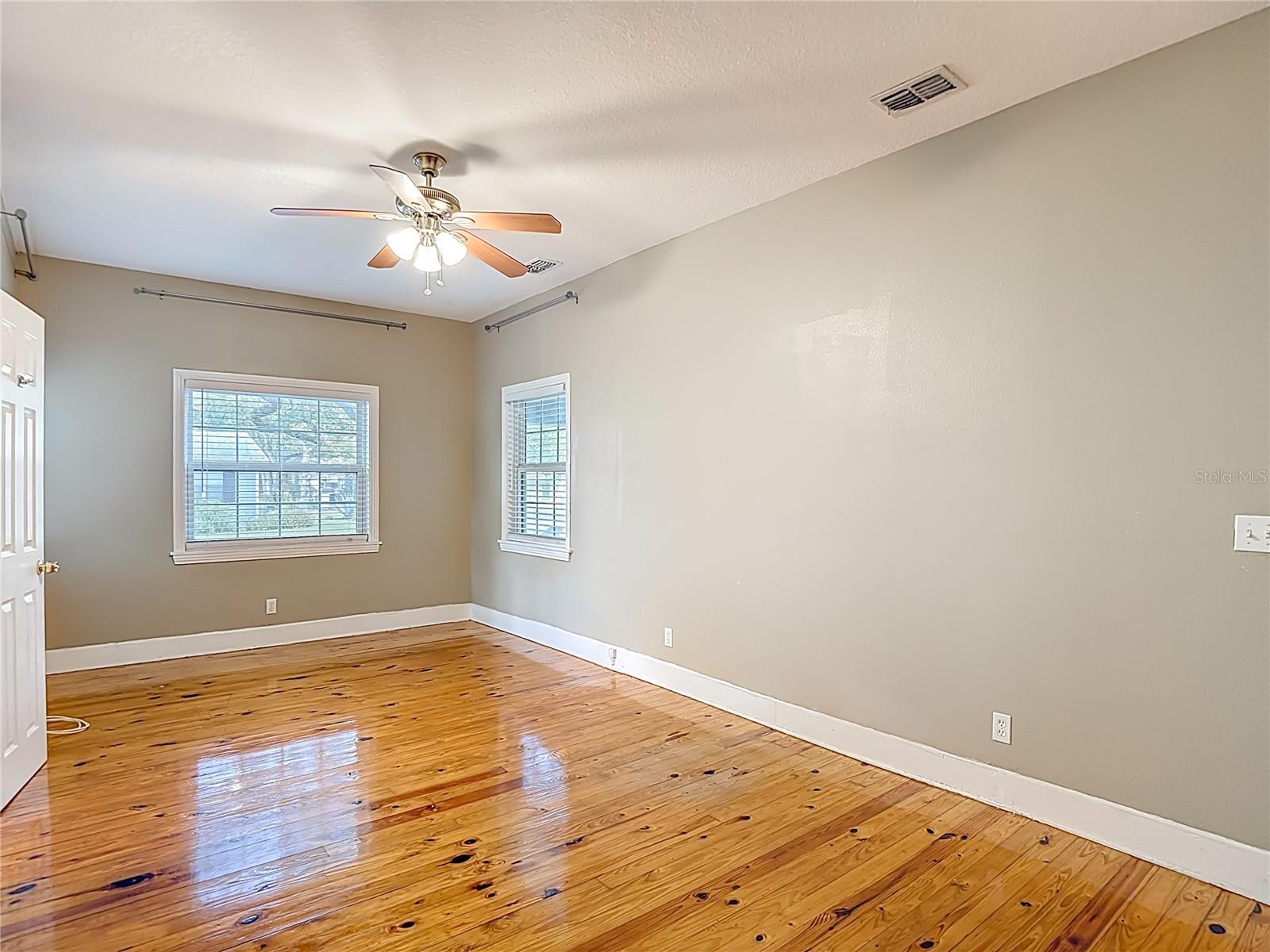 3002 W Arch St Property Photo 45