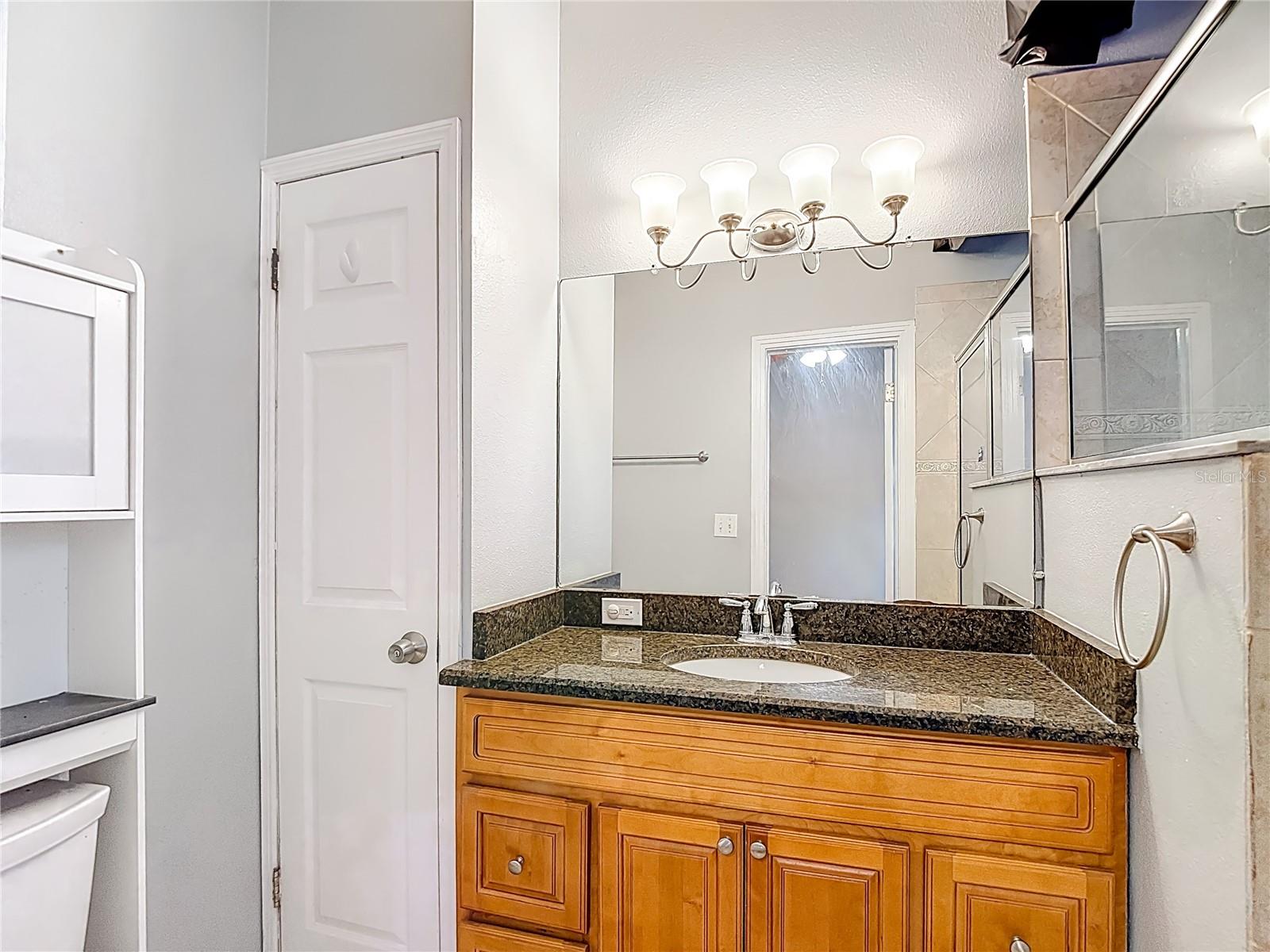 3002 W Arch St Property Photo 48