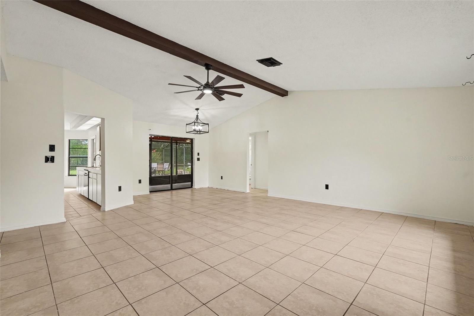 4498 Gondolier Rd Property Photo 2