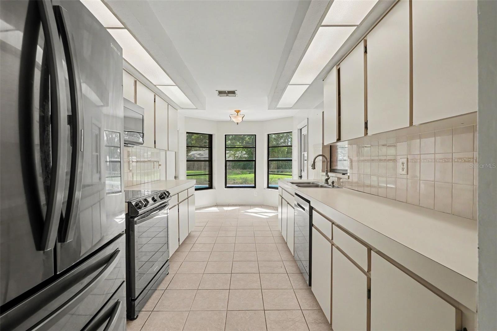 4498 Gondolier Rd Property Photo 6