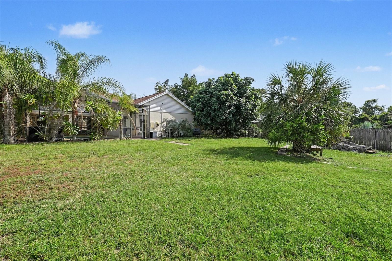 9029 Westbay Blvd Property Photo 2