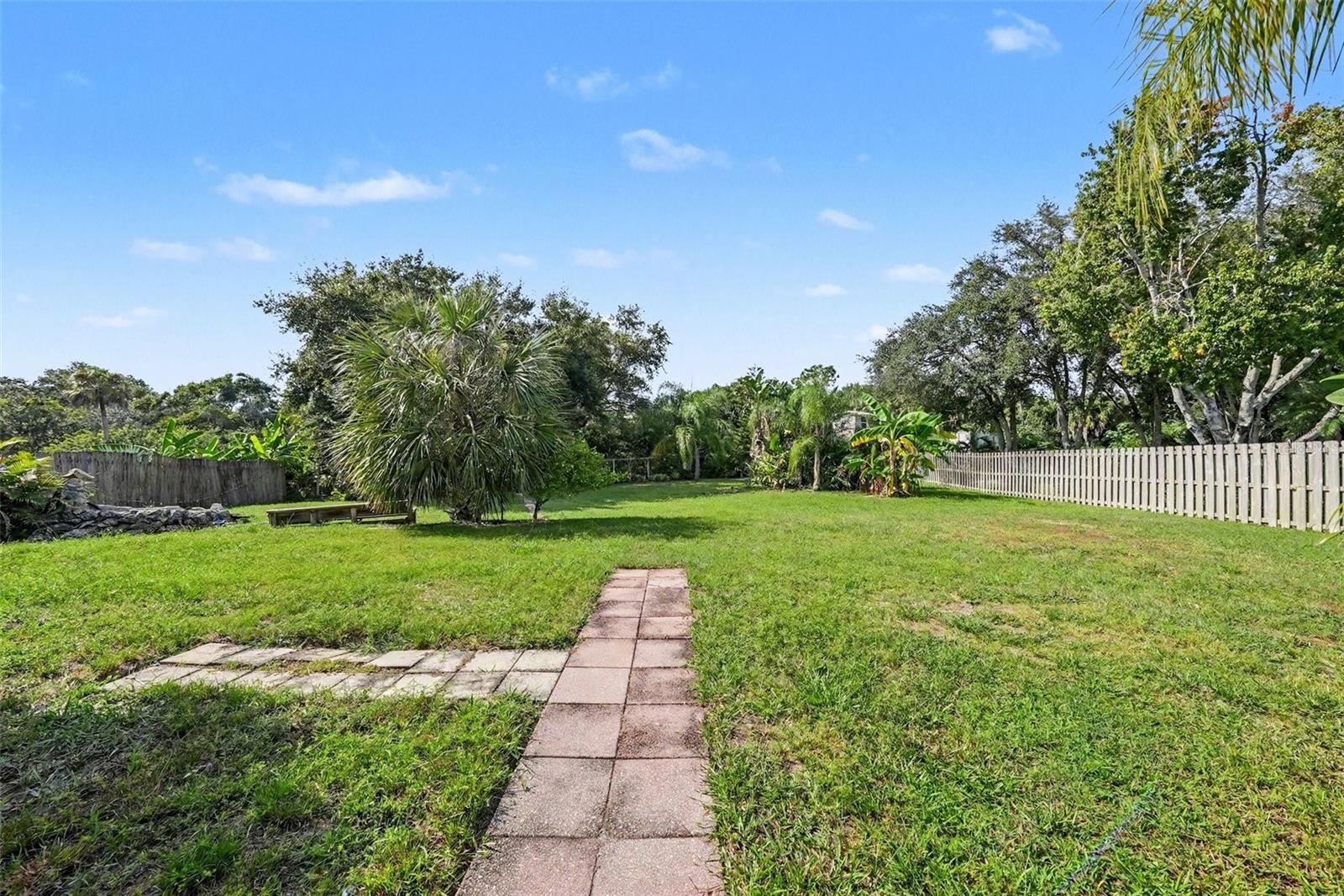9029 Westbay Blvd Property Photo 5
