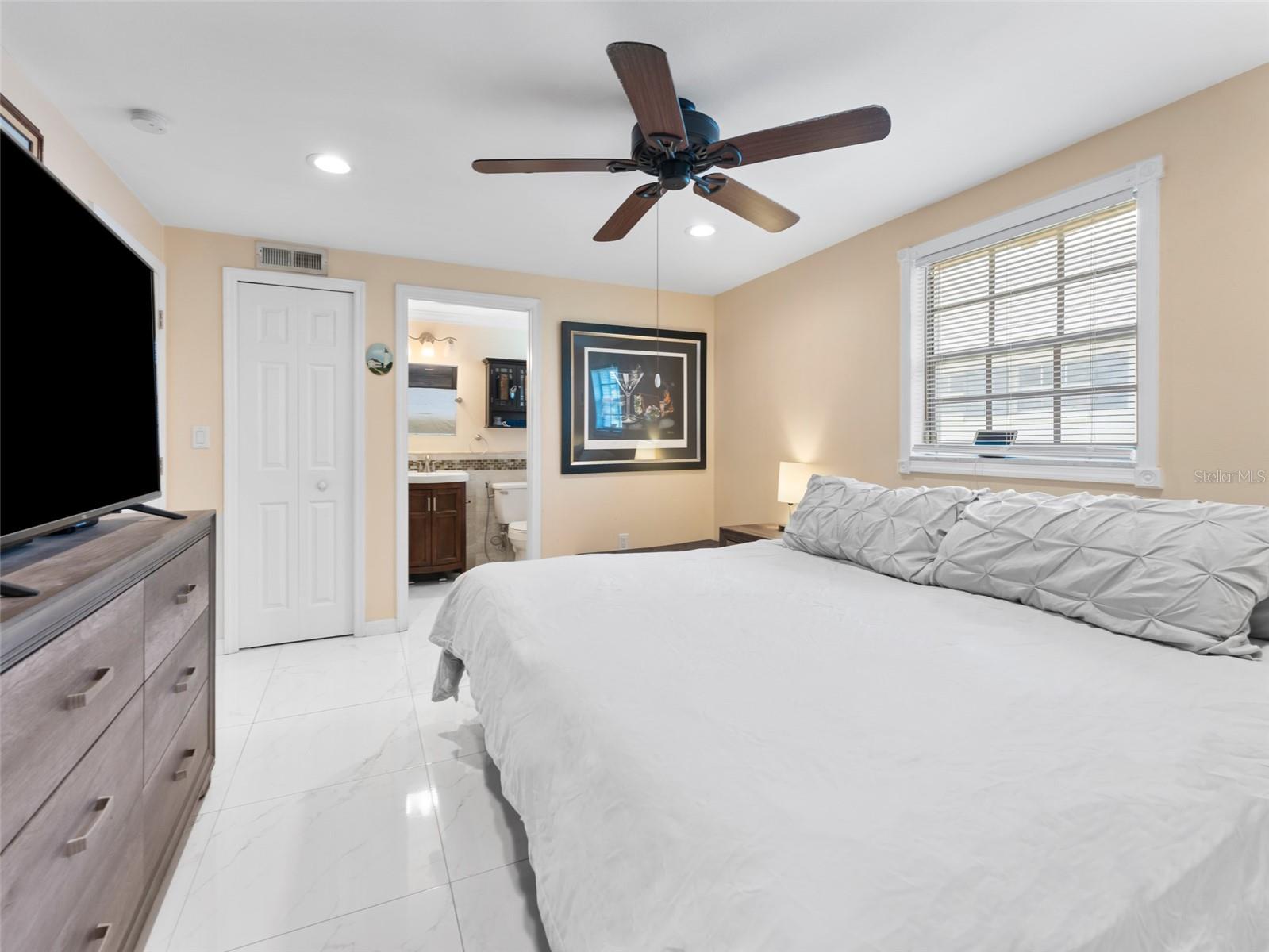 4237 Redcliff Pl #- Property Photo 17