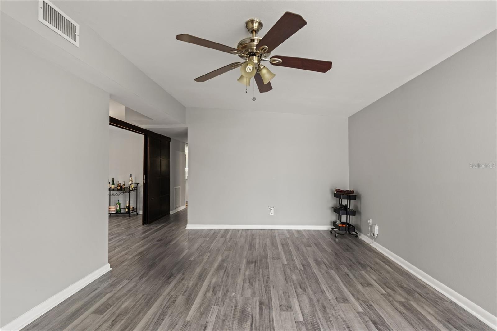 2116 W Abdella St Property Photo 4