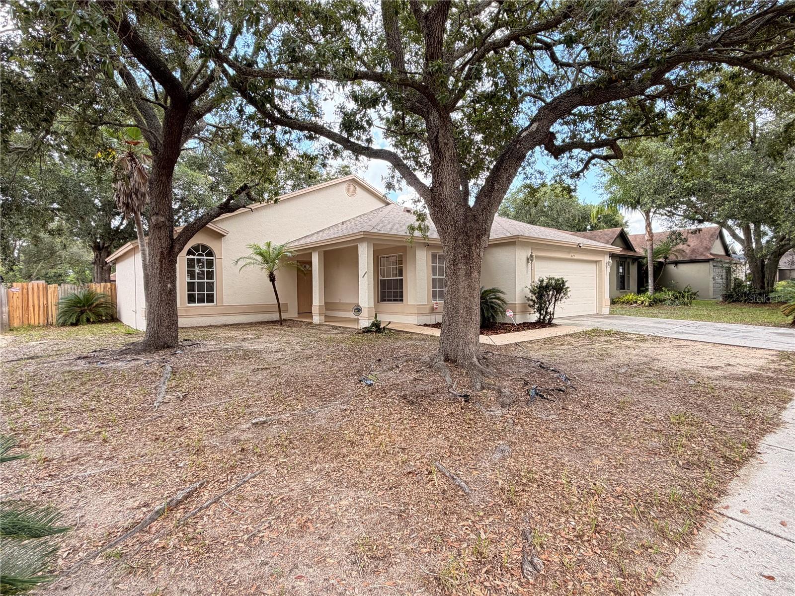 1025 Malletwood Dr Property Photo 3
