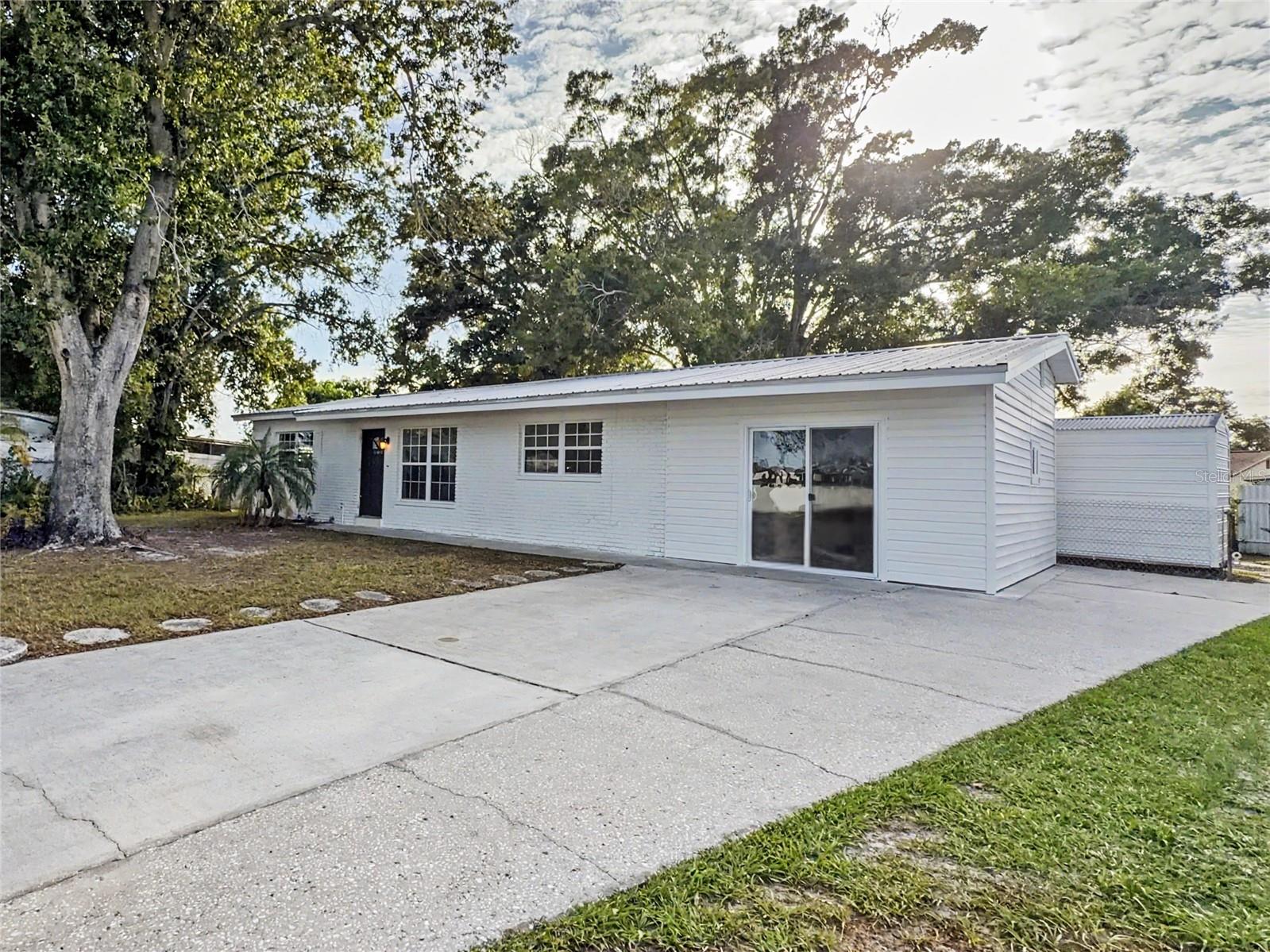 6404 WILLOW BEND PL