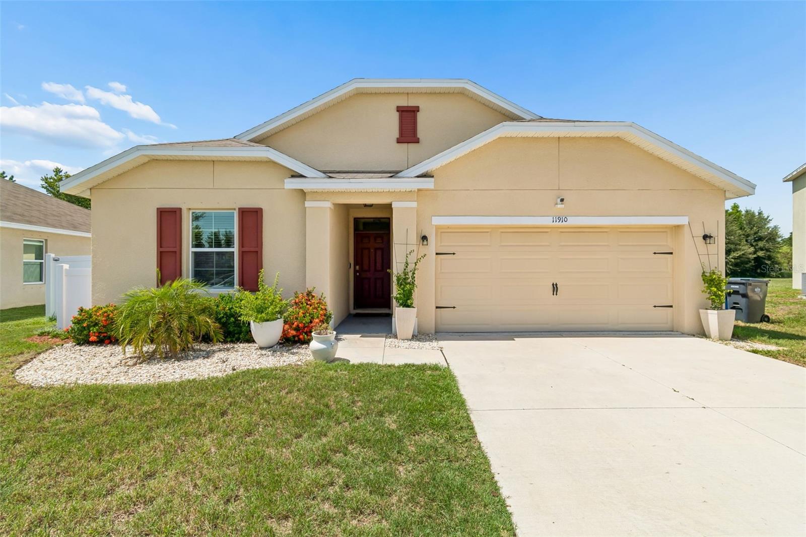 11910 LITTLE VIOLET CIR