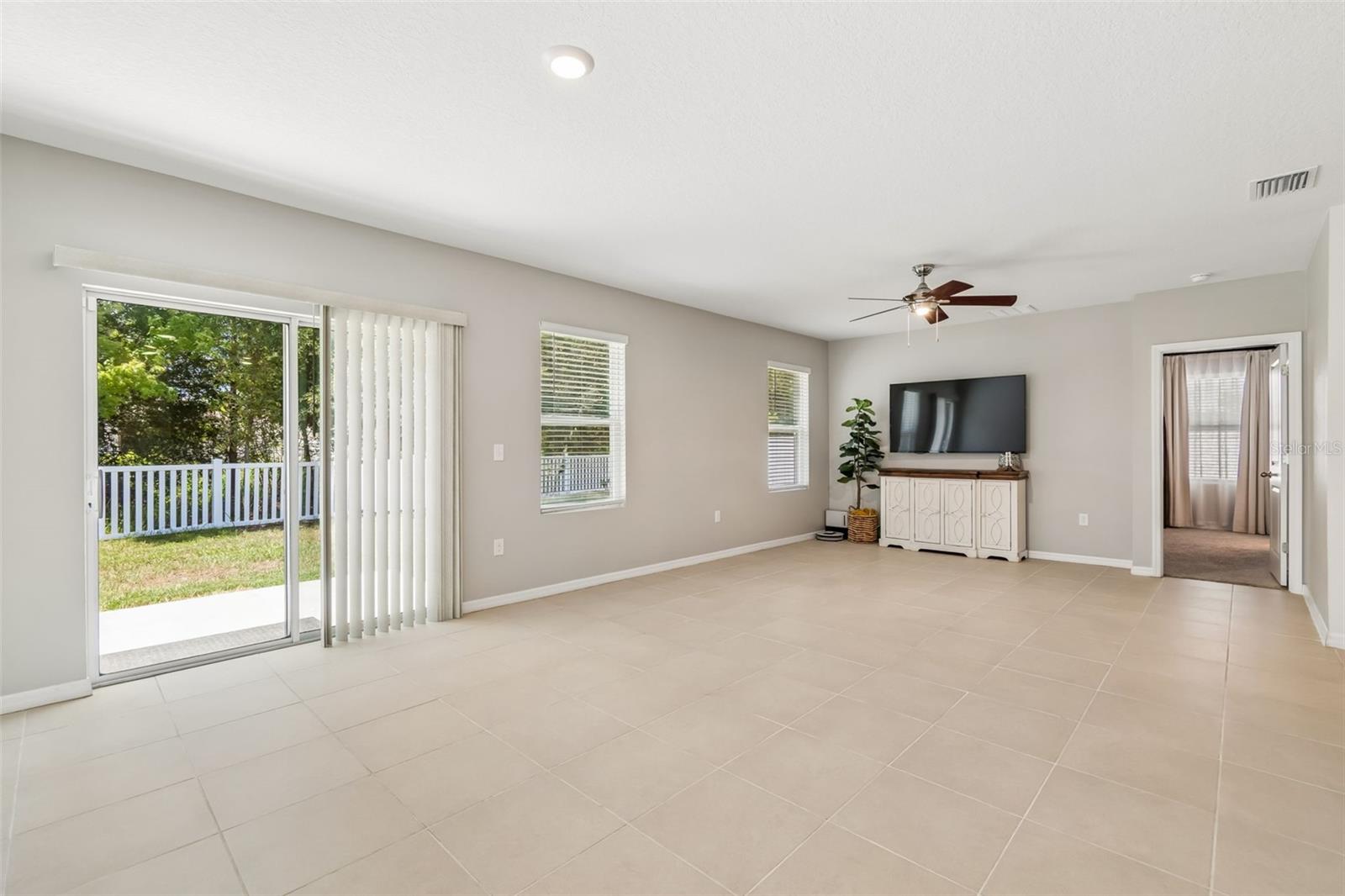11910 Little Violet Cir Property Photo 12