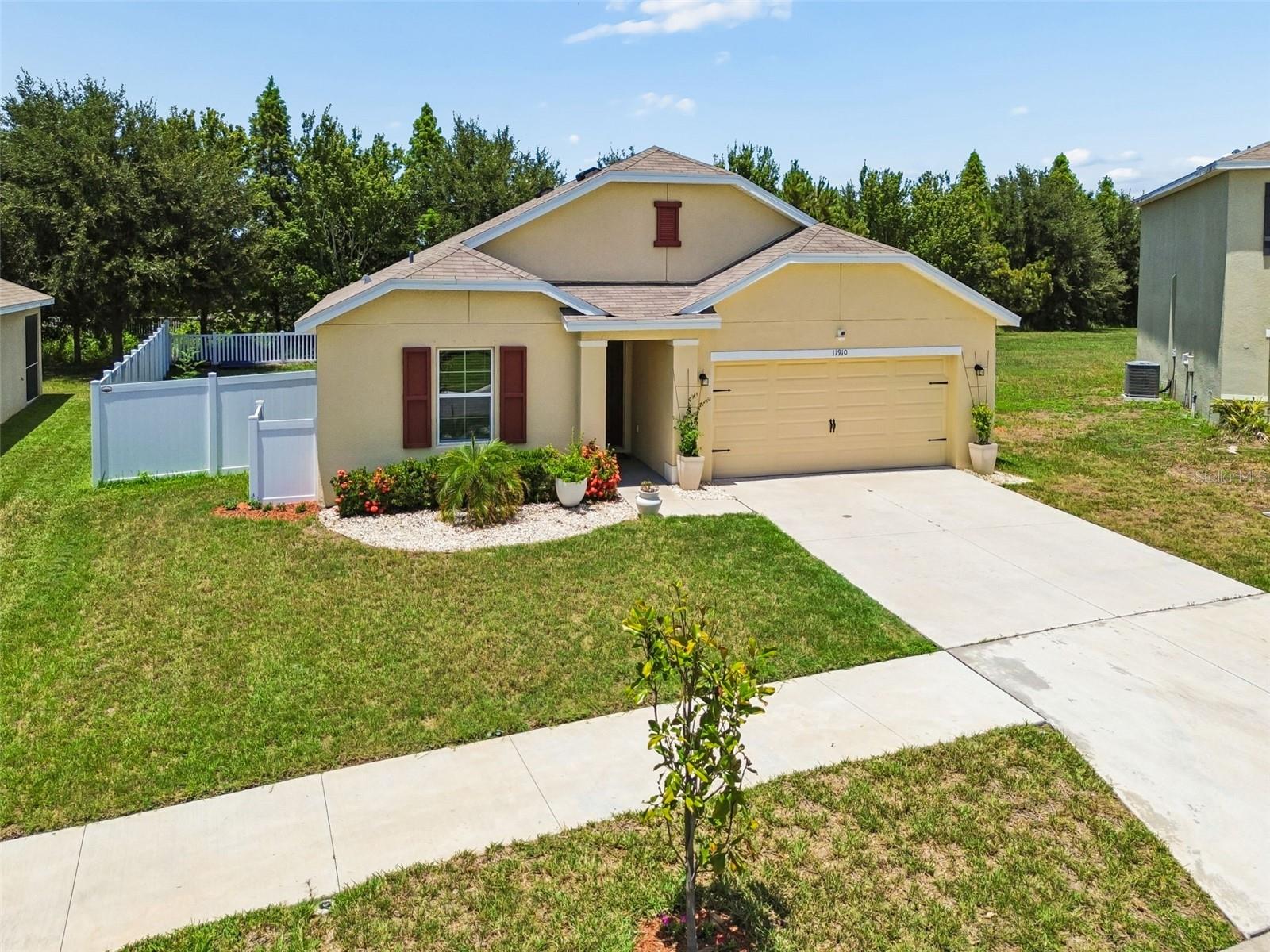 11910 Little Violet Cir Property Photo 33