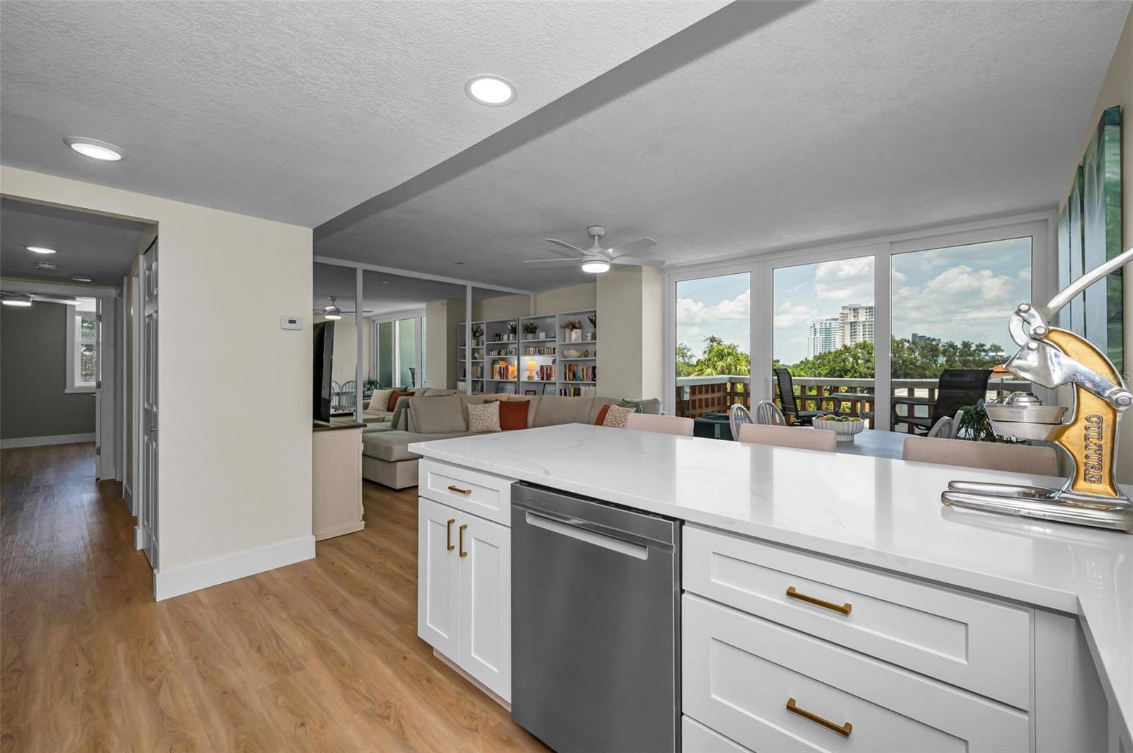 4015 Bayshore Blvd #4c Property Photo 8