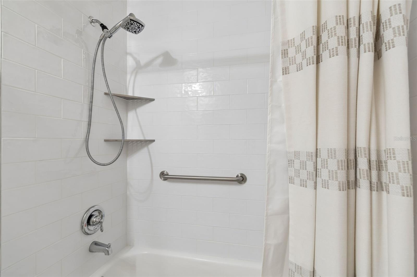 20942 Sunsweet Ct Property Photo 17