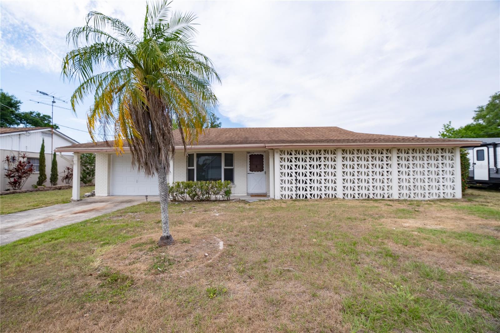 8413 MILLWOOD DR