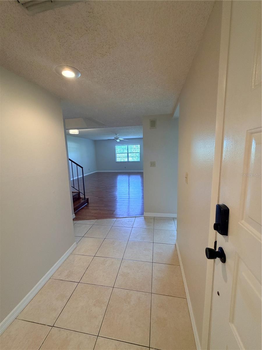 3417 Rochelle Ct Property Photo 5