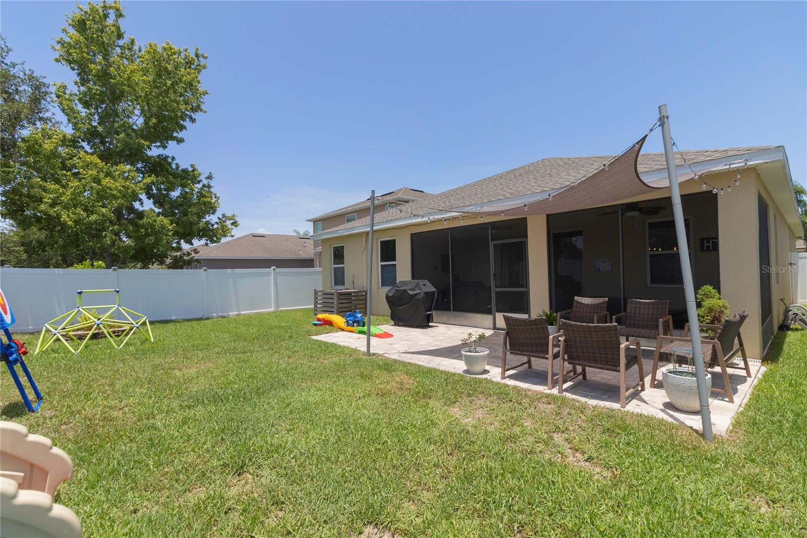 417 Blakely Ct Property Photo 36