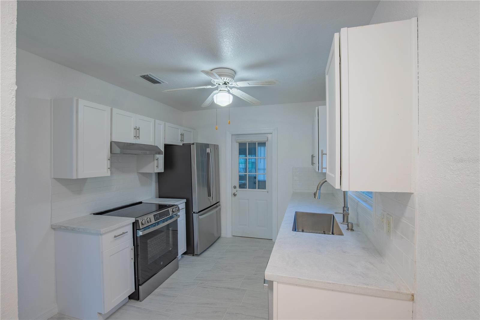 944 Bruce Ave Property Photo 30