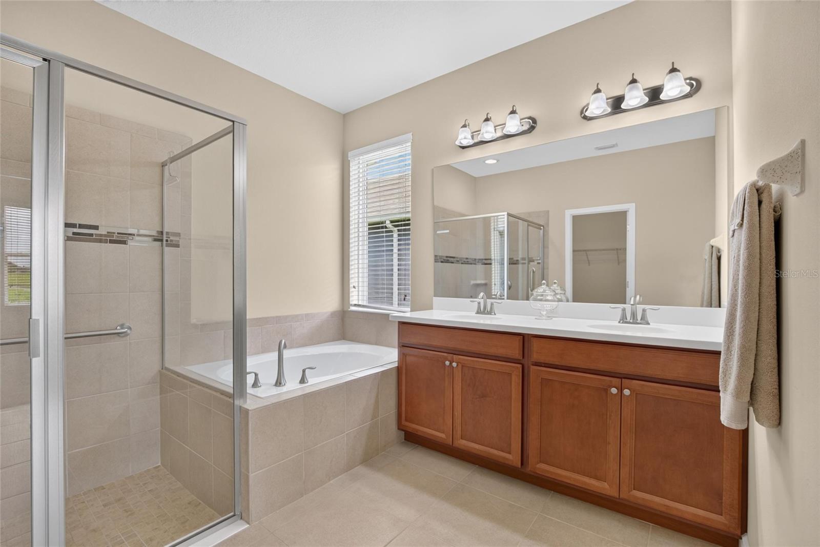13328 Palmera Vista Dr Property Photo 25