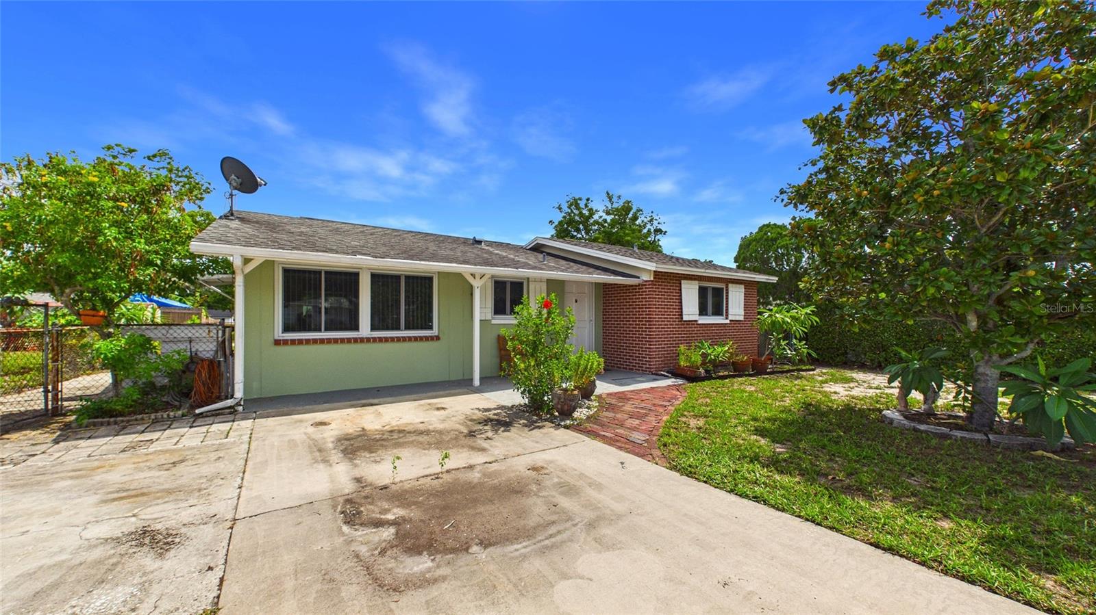 2809 Edenwood St Property Photo 2