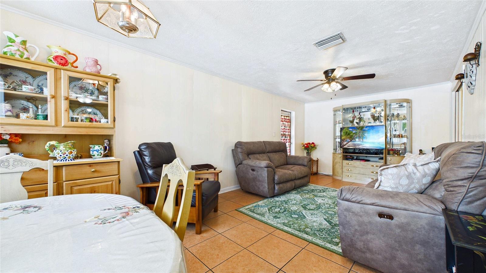2809 Edenwood St Property Photo 7