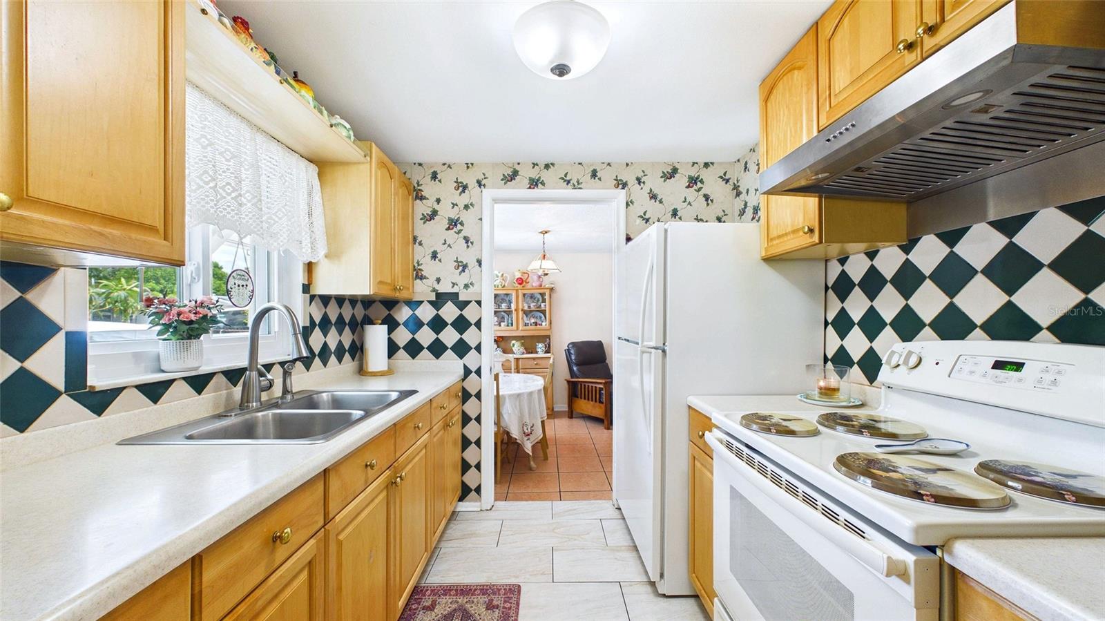 2809 Edenwood St Property Photo 17