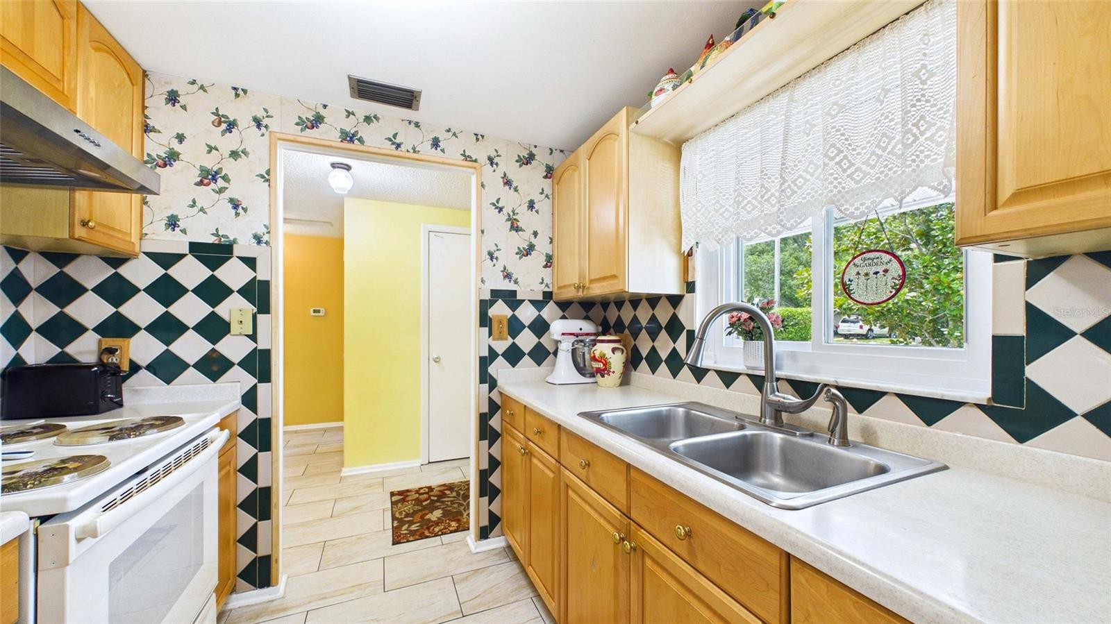 2809 Edenwood St Property Photo 19