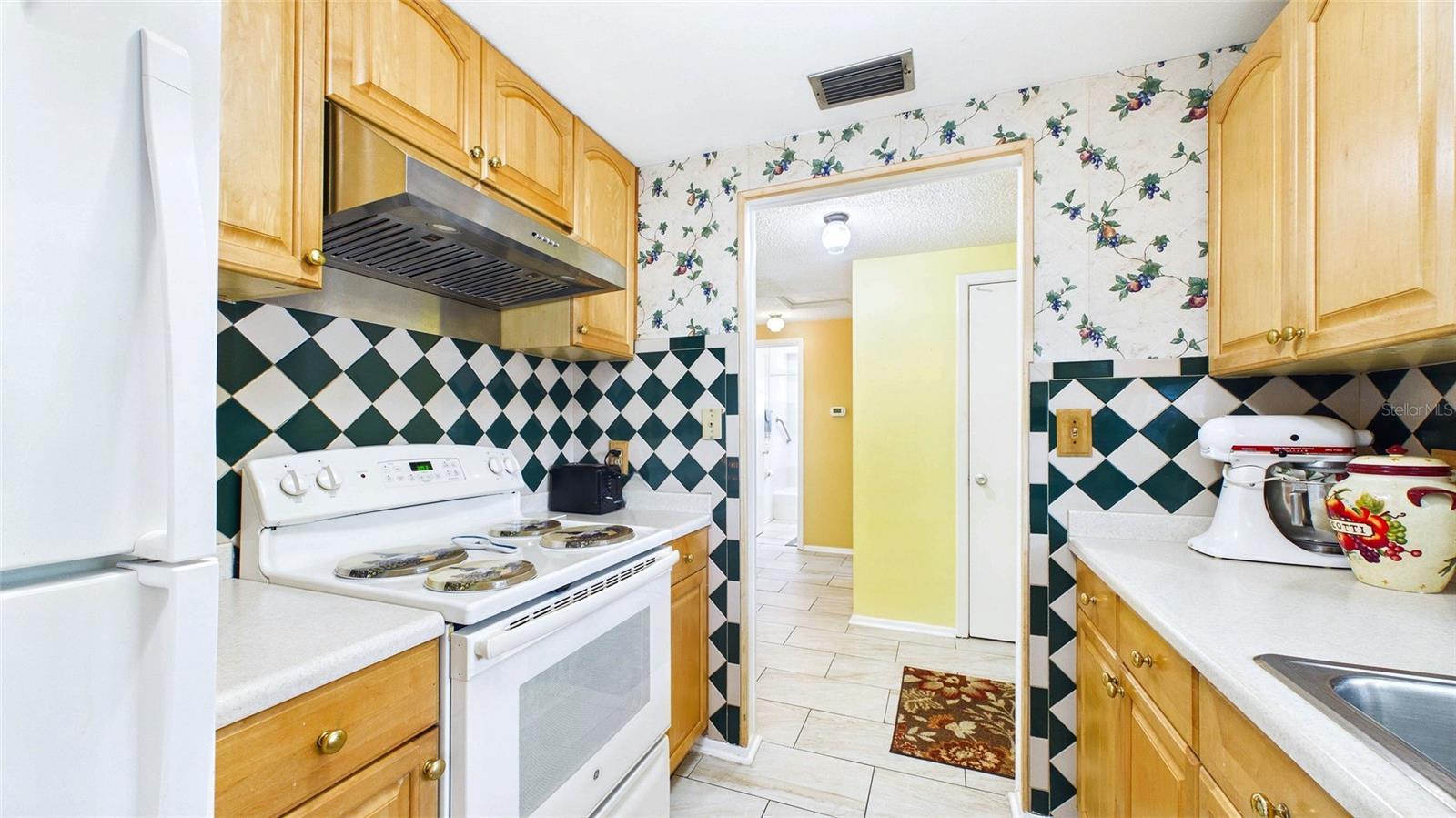 2809 Edenwood St Property Photo 21