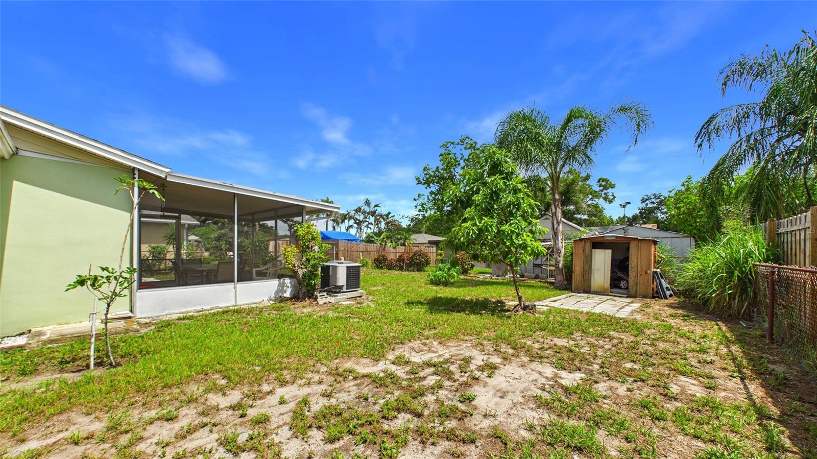 2809 Edenwood St Property Photo 32