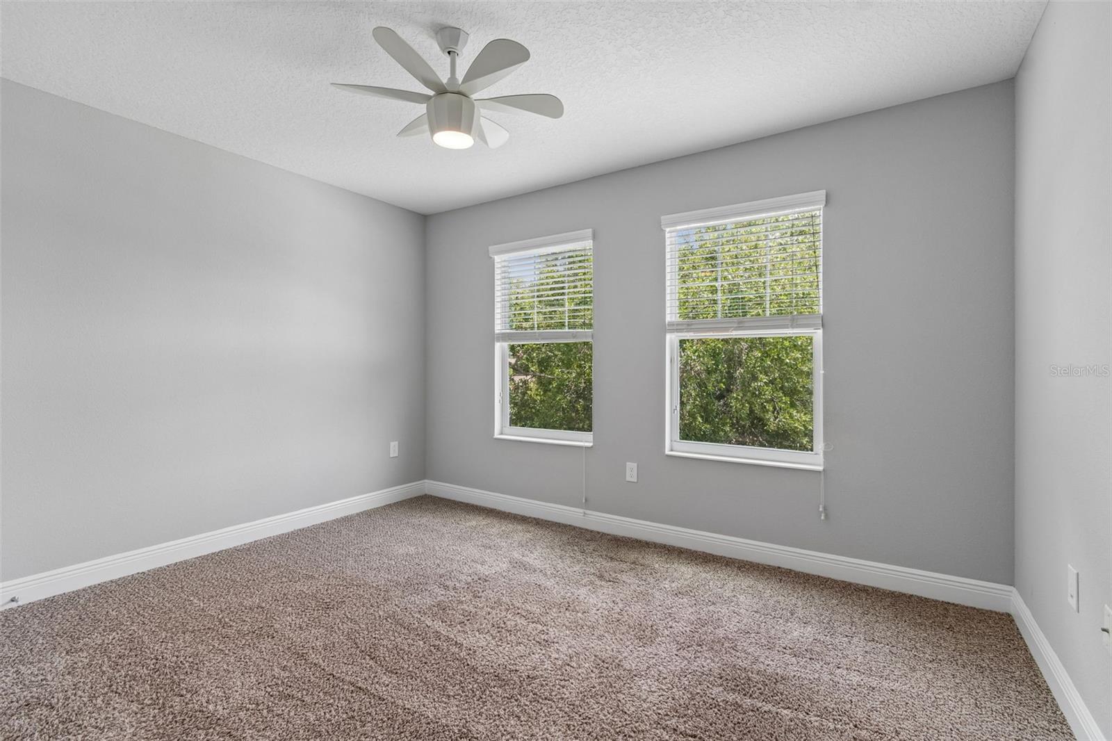 1216 E Giddens Ave Property Photo 30