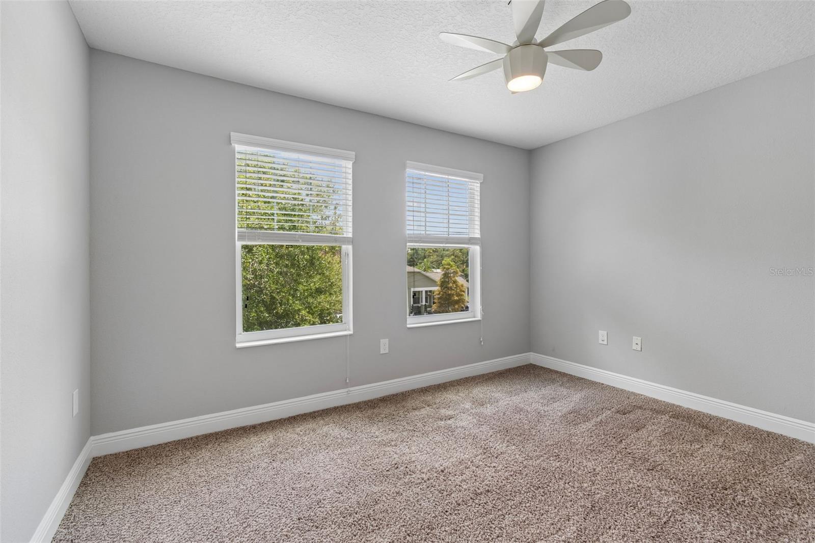 1216 E Giddens Ave Property Photo 33