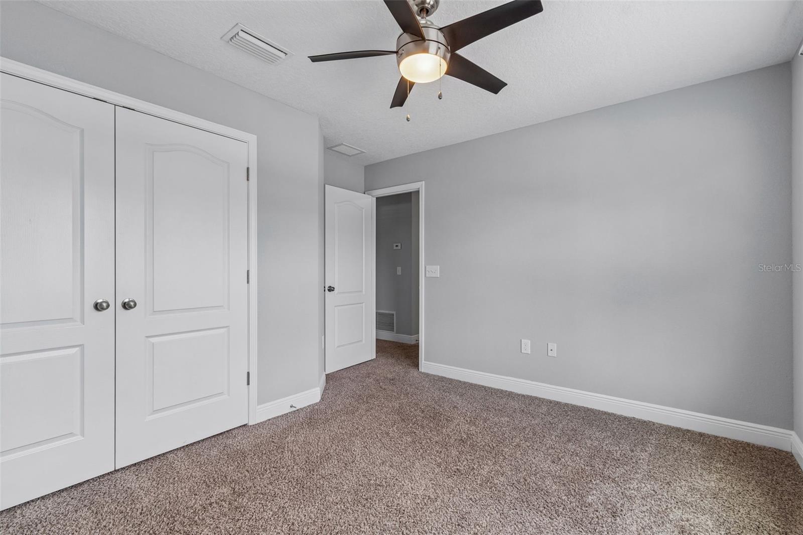 1216 E Giddens Ave Property Photo 37