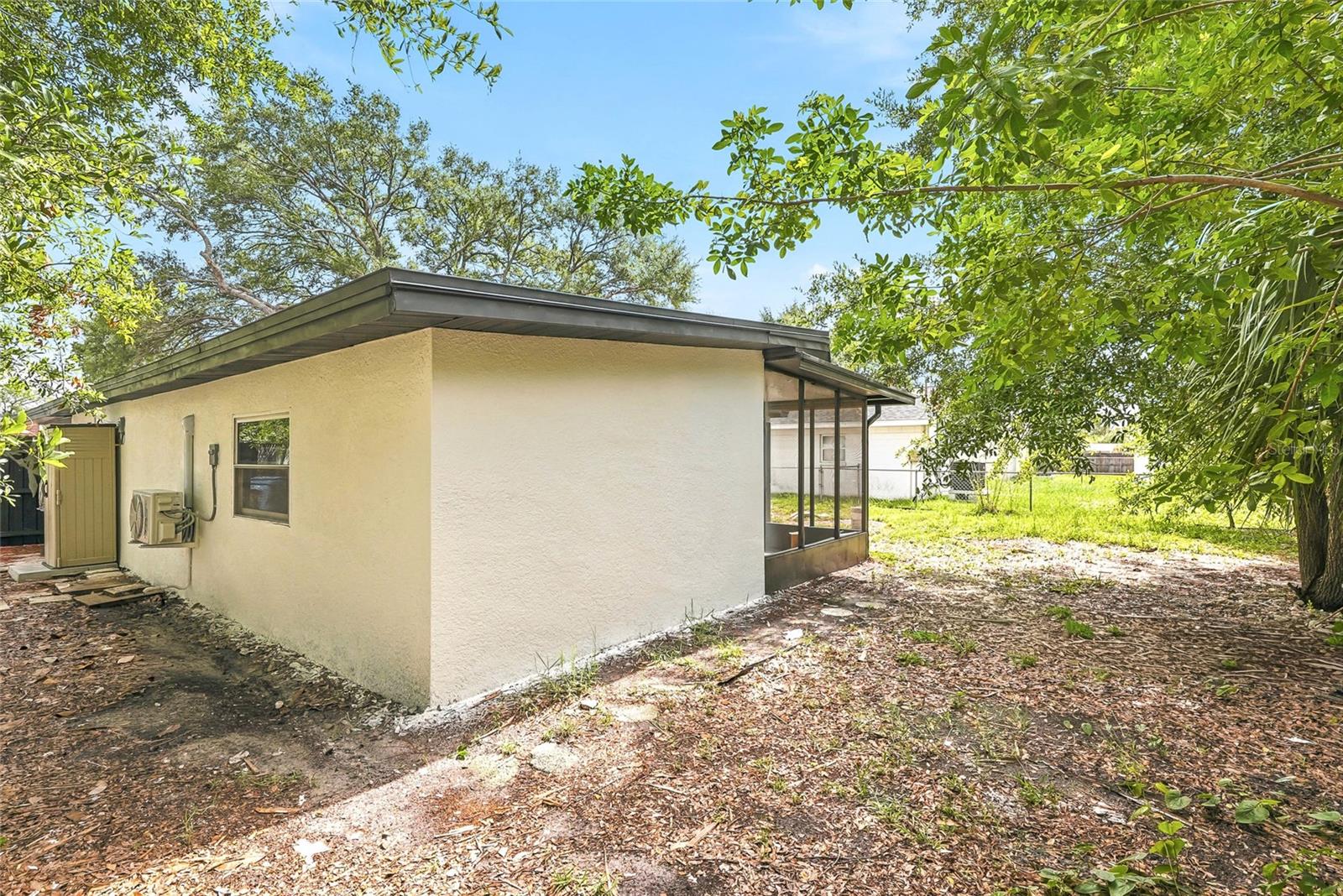 8118 Tanglewood Ln Property Photo 33