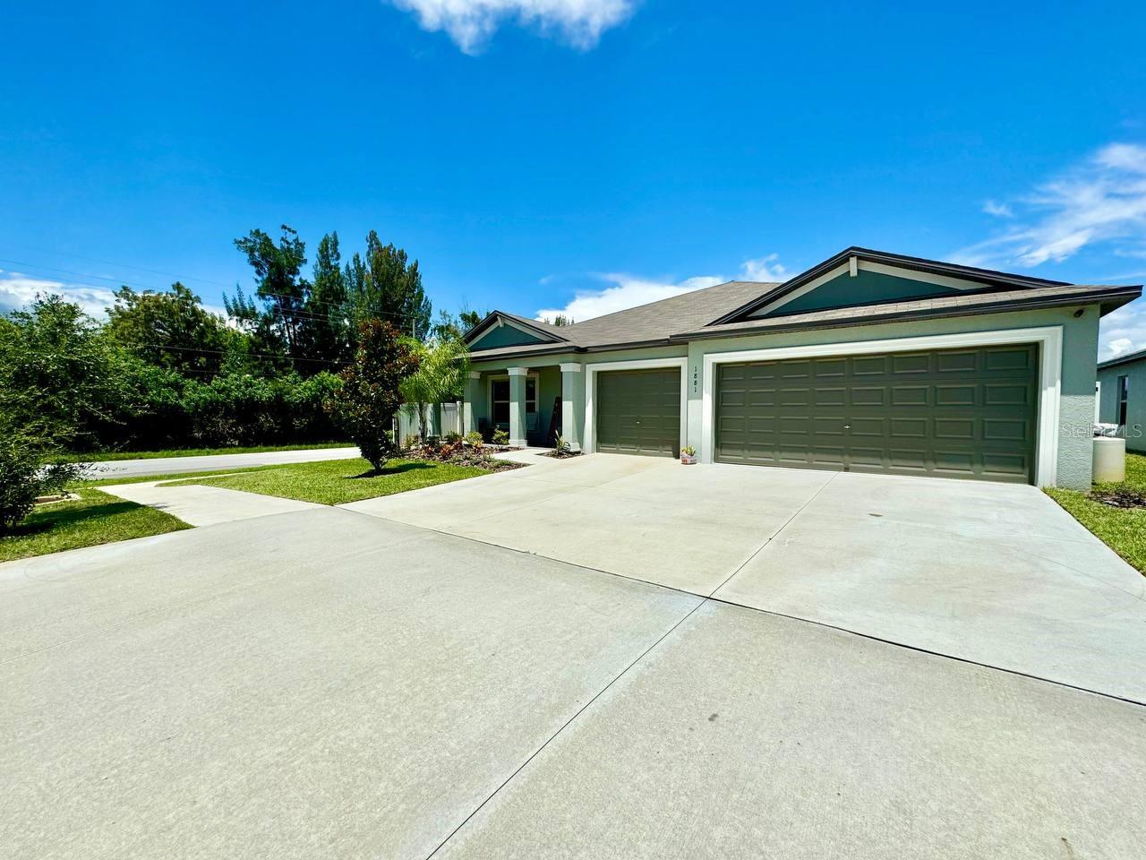 1881 Sand Daisy Pl Property Photo 2