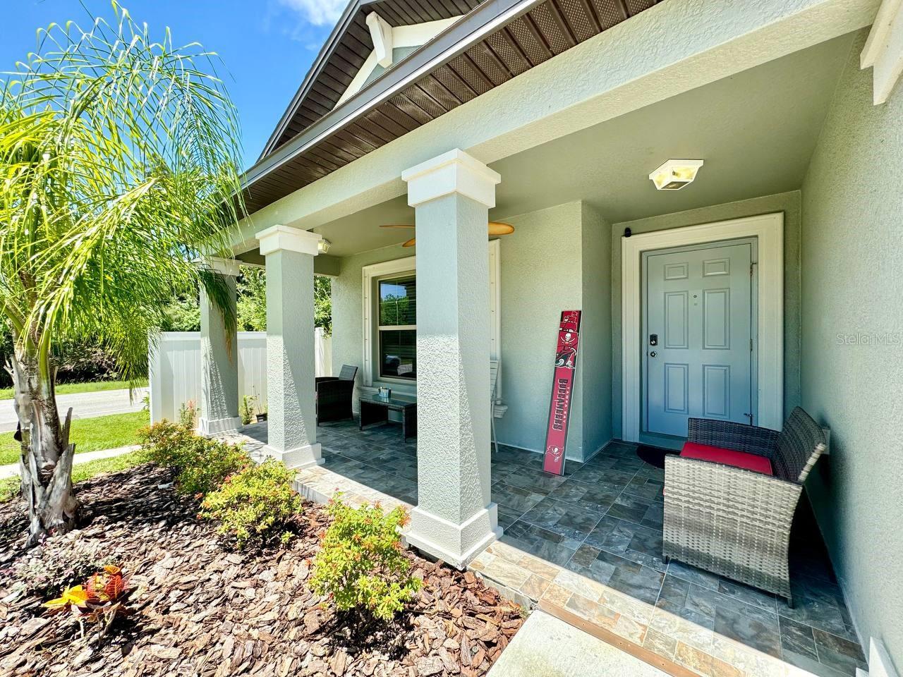 1881 Sand Daisy Pl Property Photo 3
