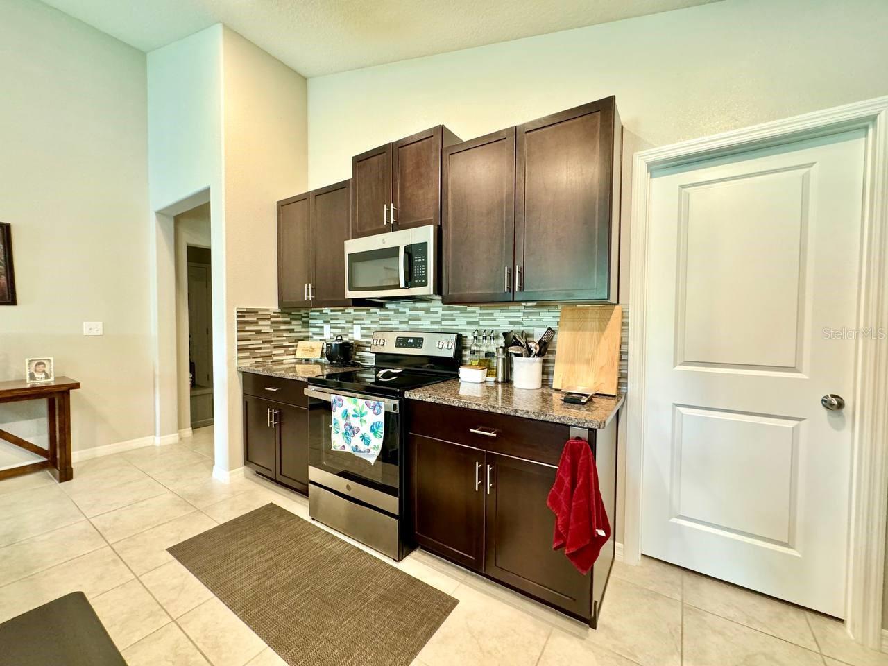 1881 Sand Daisy Pl Property Photo 12