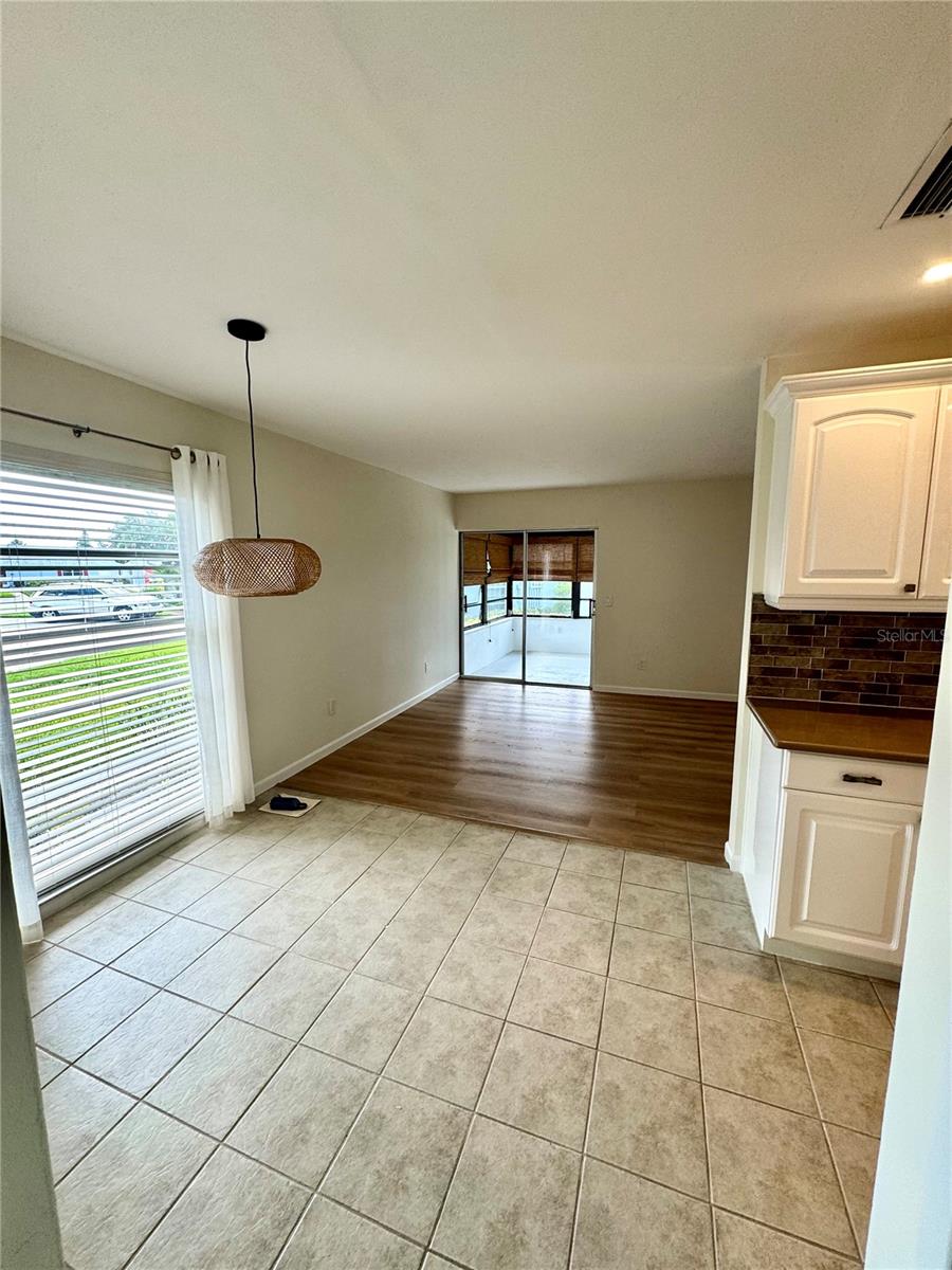 1610 Berwick Ct #d Property Photo 10