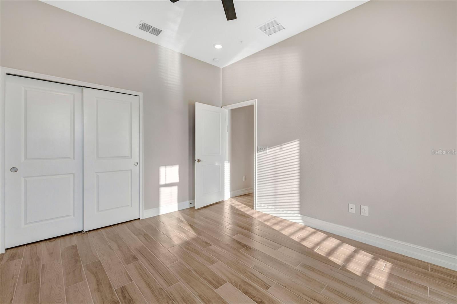 5351 Bridge St #62 Property Photo 12