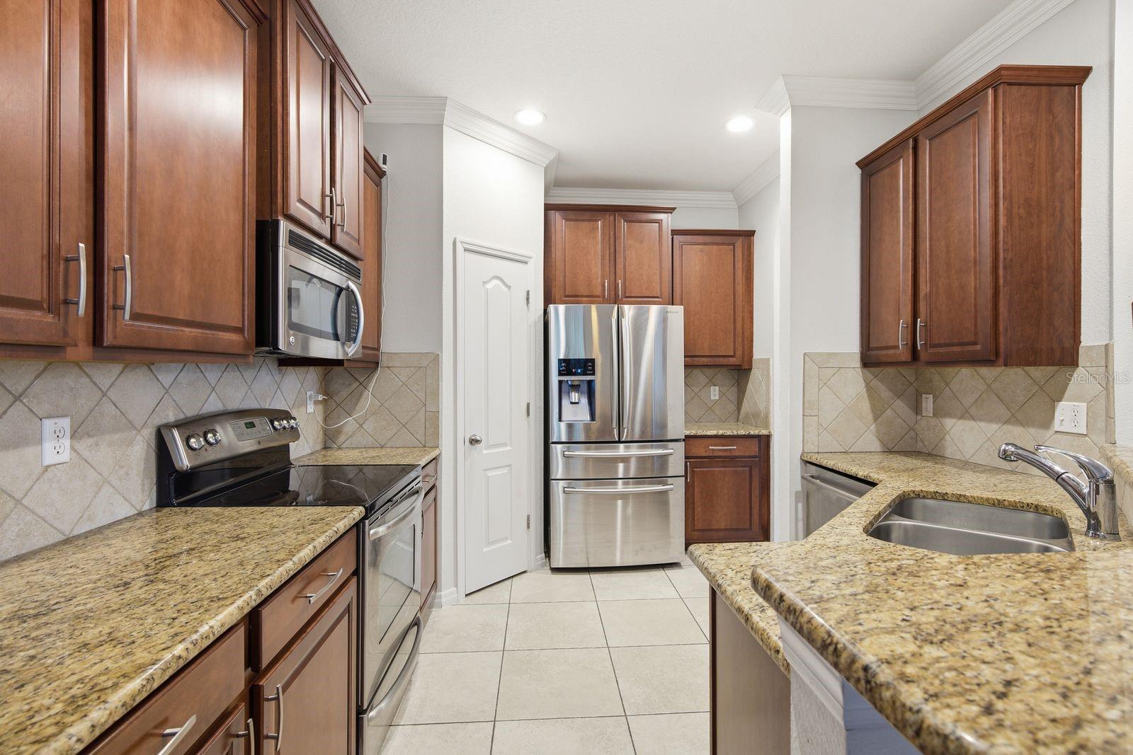 7001 Interbay Blvd #192 Property Photo 4