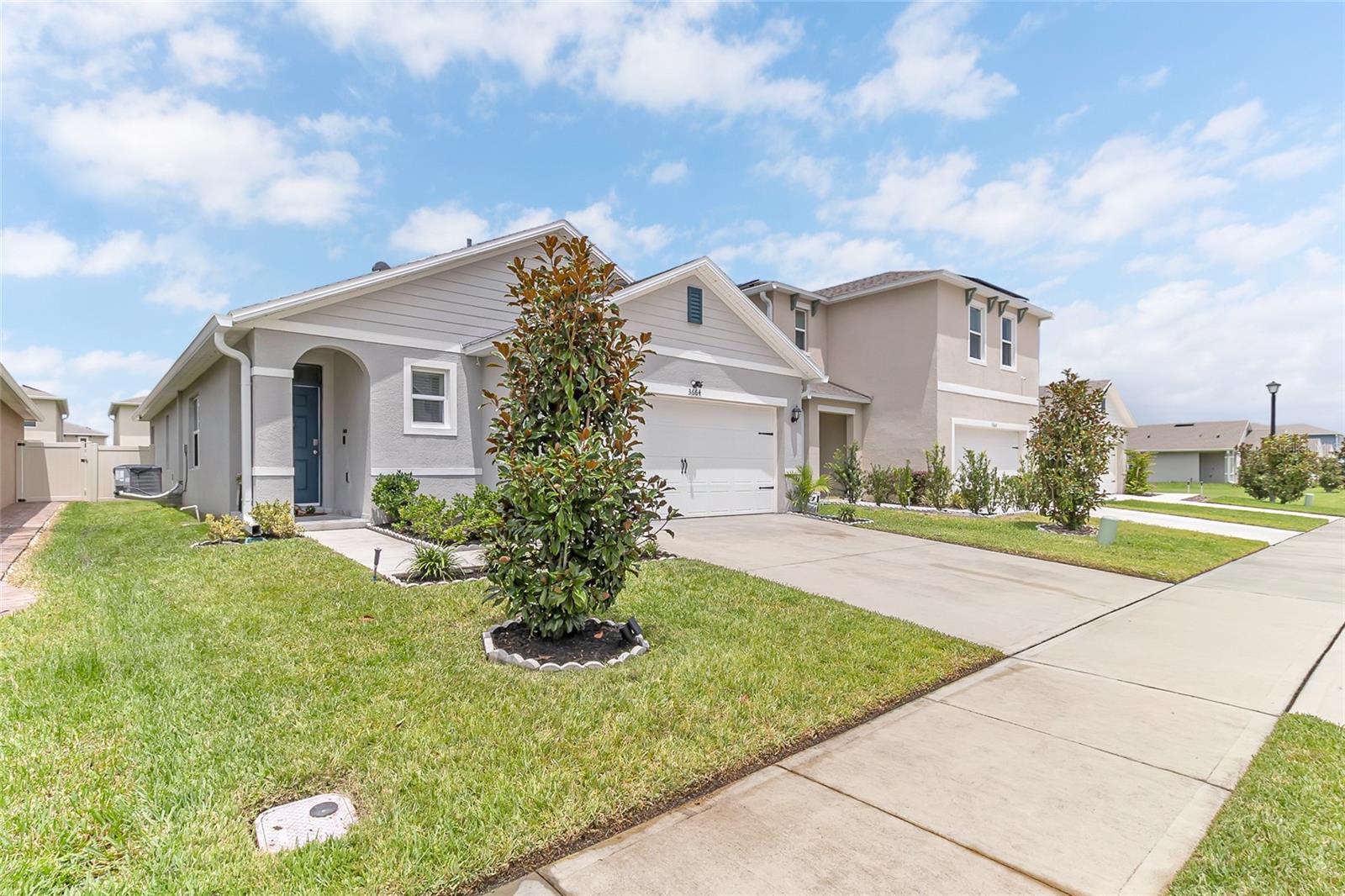 3664 Sungrove Cir Property Photo 3
